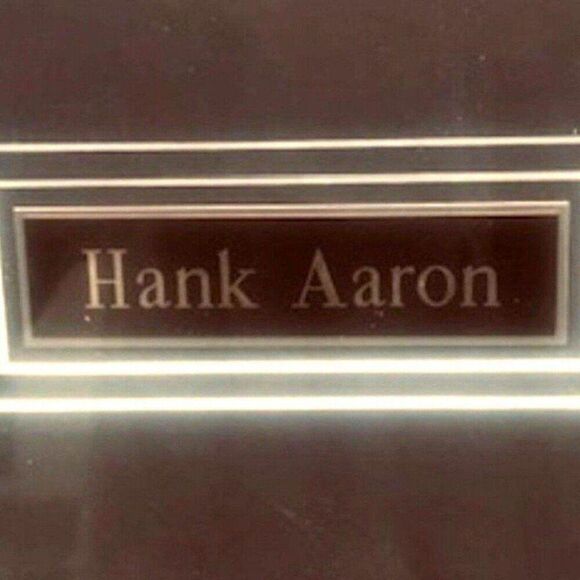 Hank Aaron - Atlanta Braves & Milwaukee Brewers . Vintage Picture . Hot Shot - Picture 3 of 4